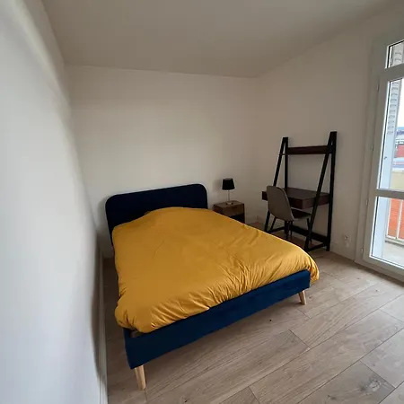 Skyview 4 Apartment